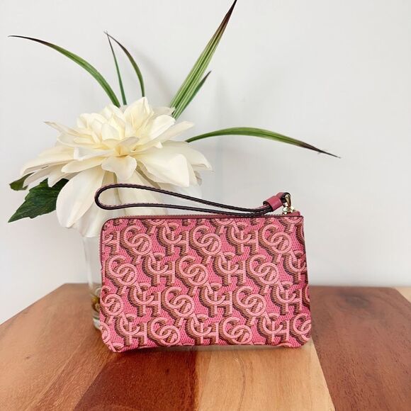 NWT Coach Corner Zip Wristlet‎